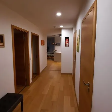 Unrivaled Look Over The City, 27th. Floor, Access 24/7 *