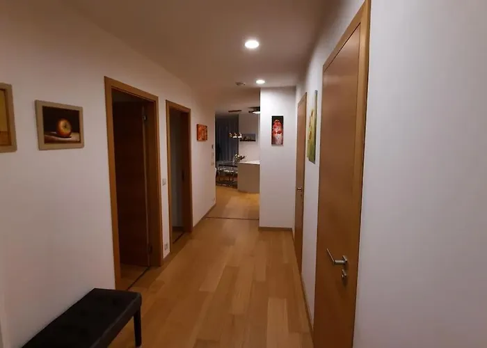 Unrivaled Look Over The City, 27th. Floor, Access 24/7 *