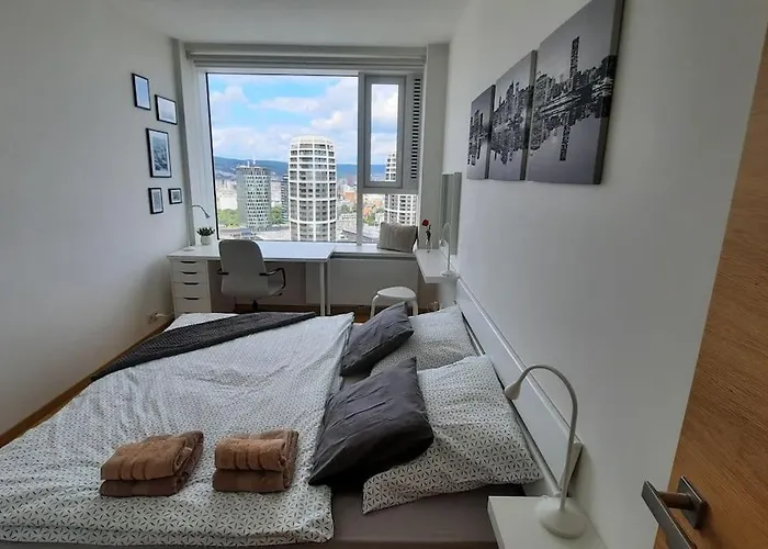 Unrivaled Look Over The City, 27th. Floor, Access 24/7 아파트 *