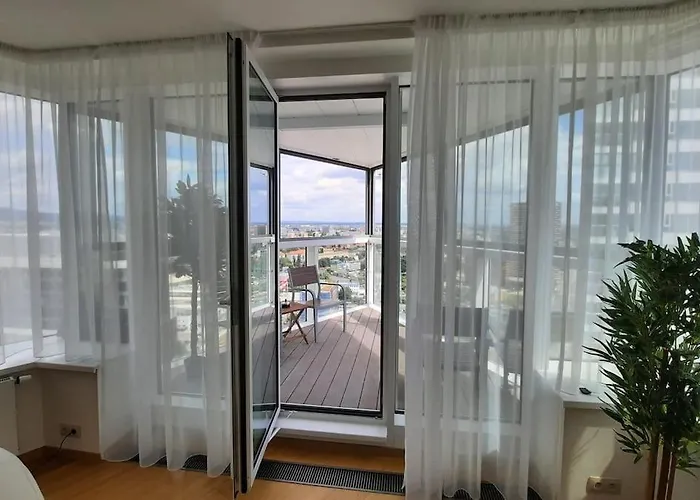 Unrivaled Look Over The City, 27th. Floor, Access 24/7 Apartament