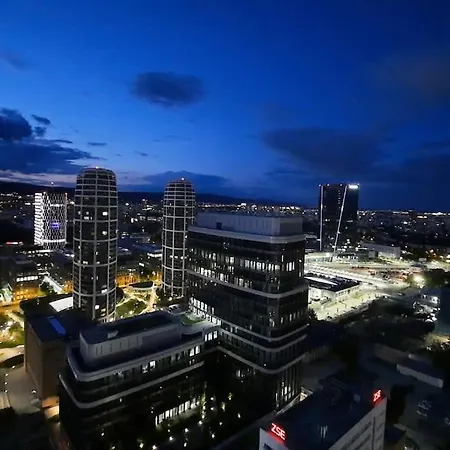 Unrivaled Look Over The City, 27th. Floor, Access 24/7 Appartement *