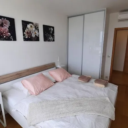 Unrivaled Look Over The City, 27th. Floor, Access 24/7 Appartement