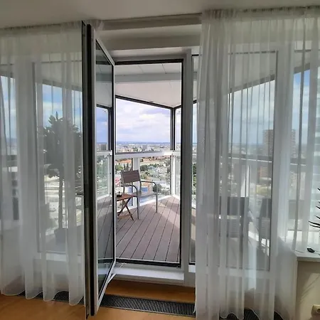 Unrivaled Look Over The City, 27th. Floor, Access 24/7 Apartment