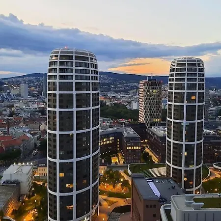 Apartment Unrivaled Look Over The City, 27th. Floor, Access 24/7 Bratislava