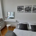 Unrivaled Look Over The City, 27th. Floor, Access 24/7 Apartamento